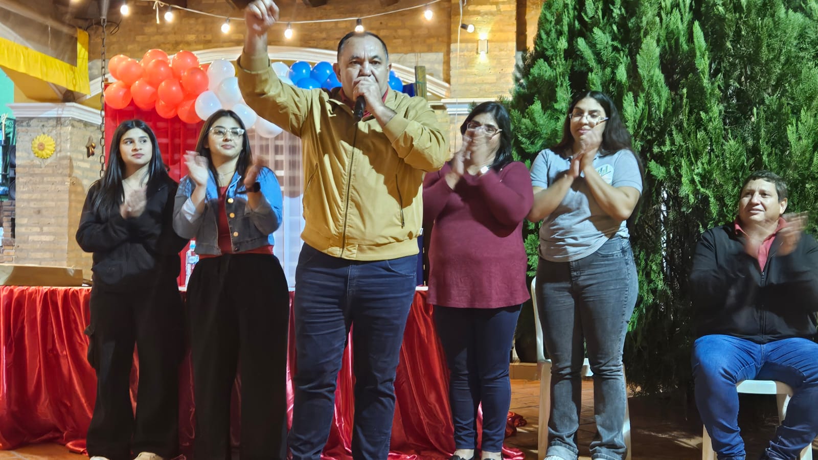 Política