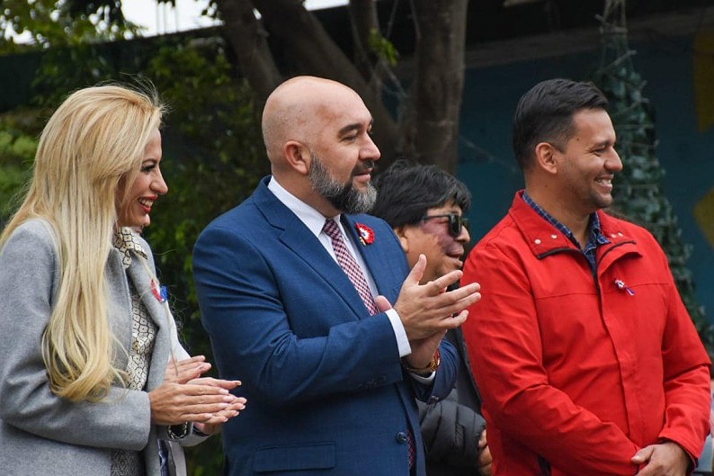 Política