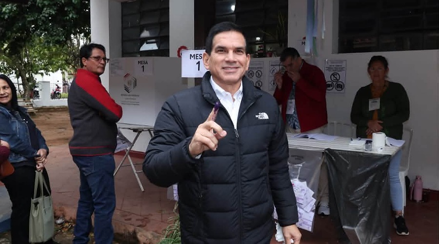 Política