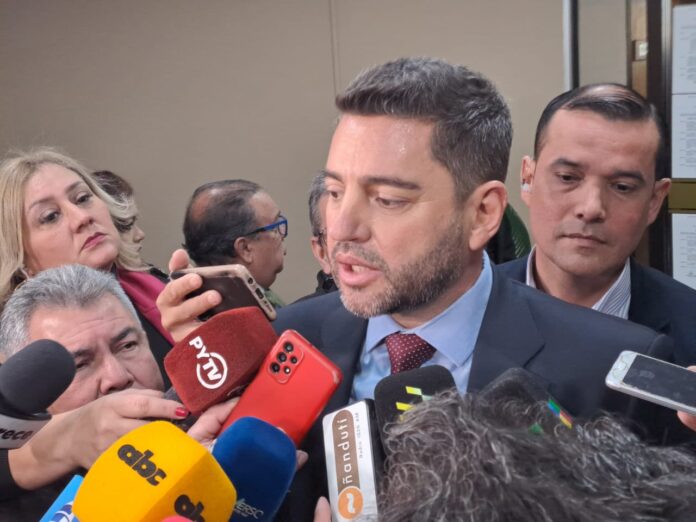 Política